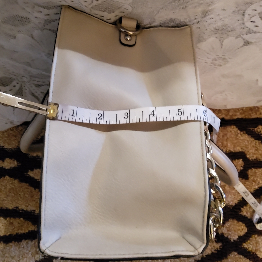 Purse - Picture 11 of 16